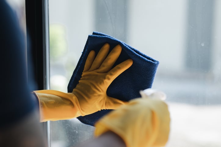 cleaning glass