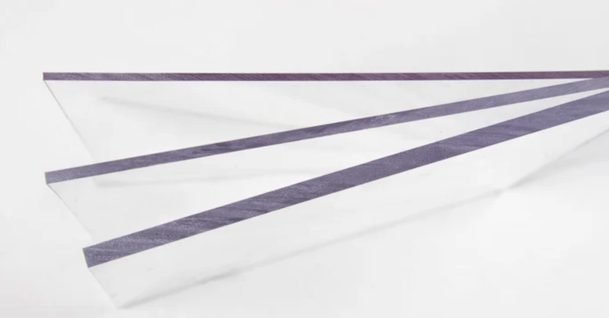 Polycarbonate vs. Acrylic Sheets for Commercial Projects
