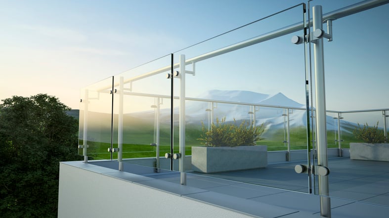 Laminated Glass vs. Polycarbonate: Which is the Better Option?